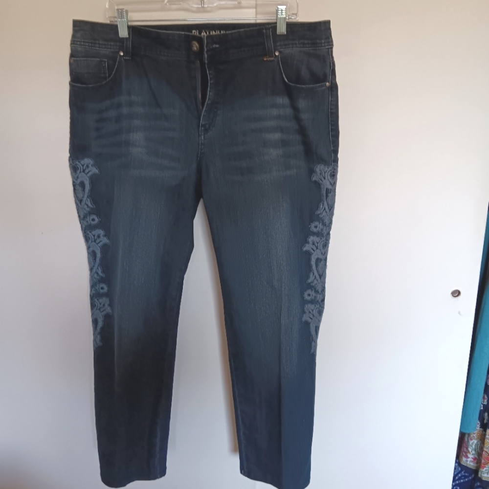 Womens large straight leg Platinum Chico's jeans